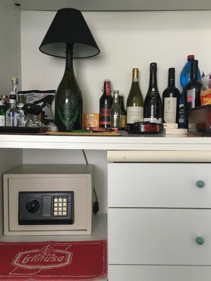 Extravaganza Apartment Cagliari Ngoại thất bức ảnh